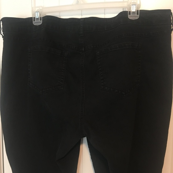 Torrid Distressed Jeans, sz 24R, Black Denim - Picture 11 of 15